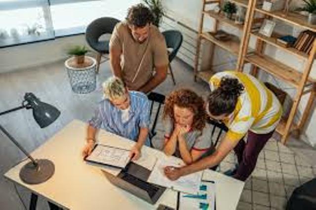 How Nursing Assignment Help UK Services Ensure NHS-Based Referencing