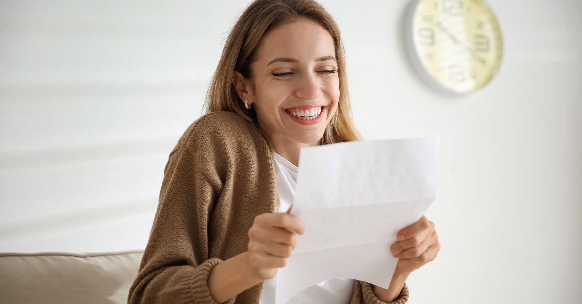 How to Write a Personal Letter: Format, Tips, and Examples